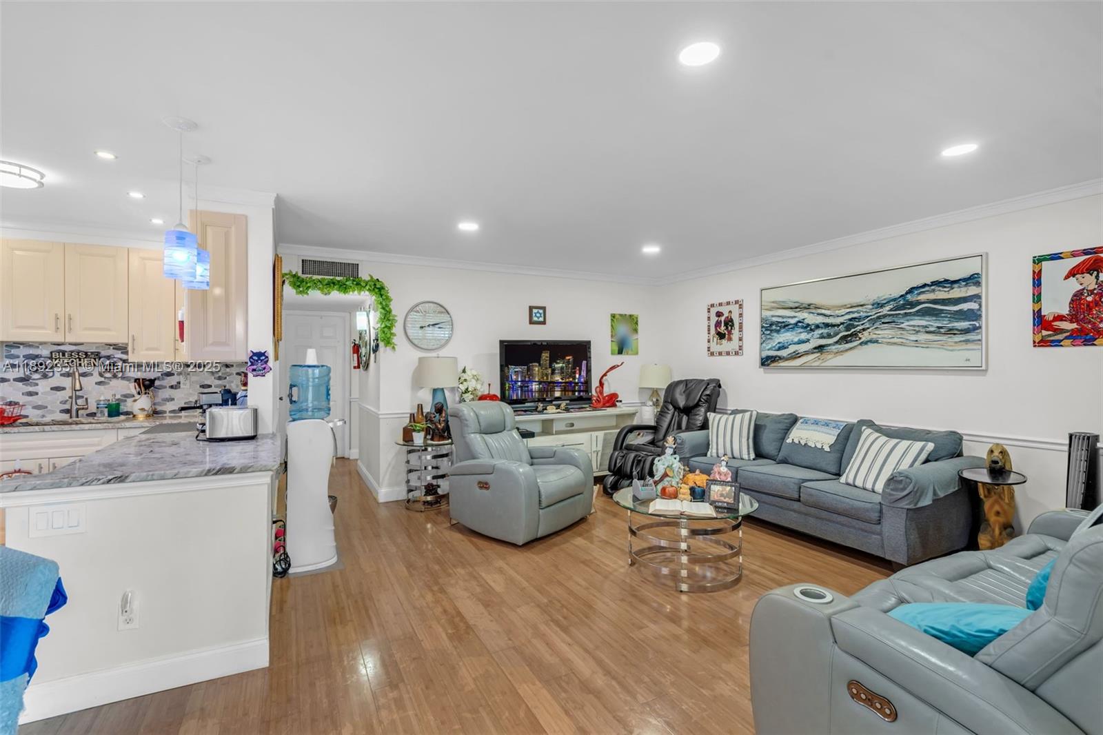 765 Normandy P 765, Delray Beach, FL, 33484/$169,000 3 765 Normandy P 765