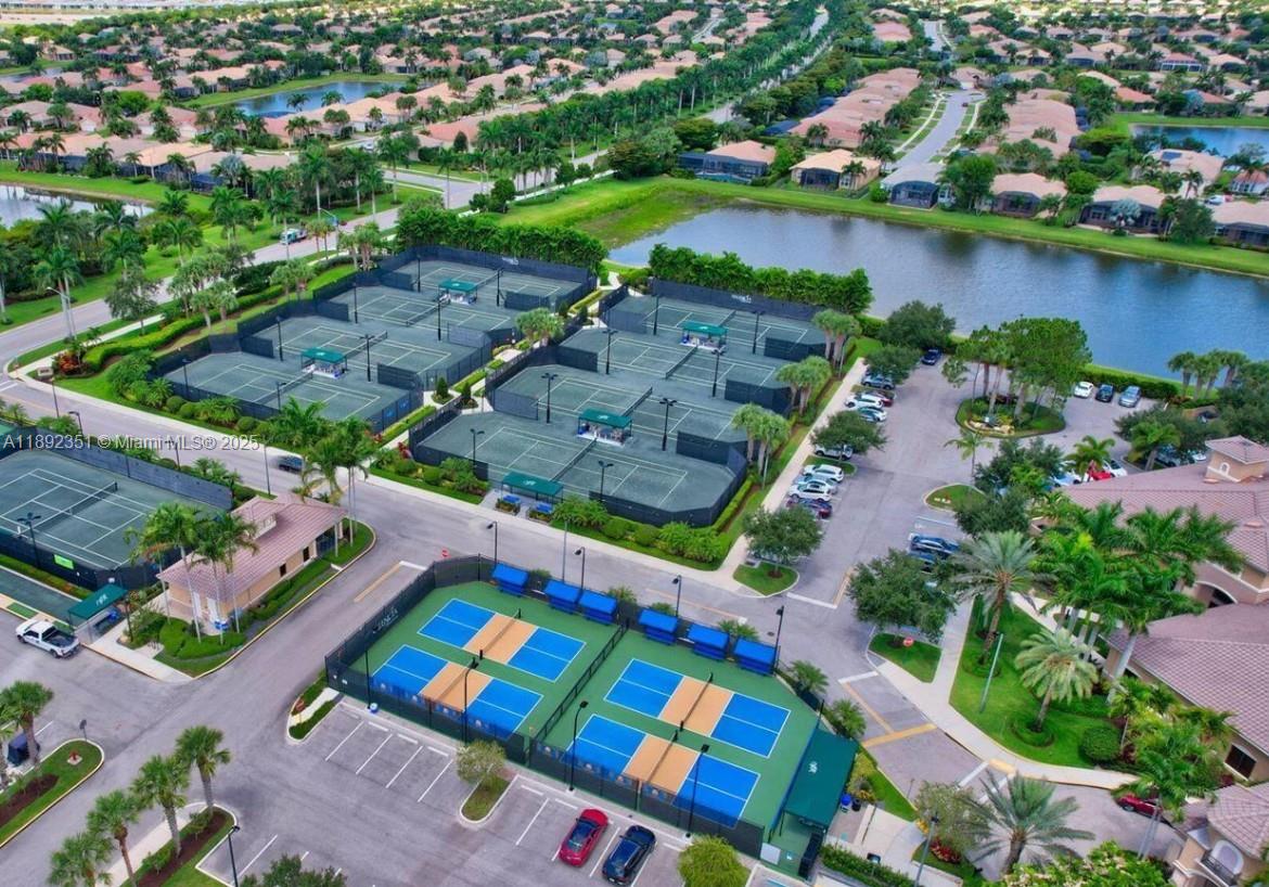 KINGS POINT NORMANDY COND - Residential