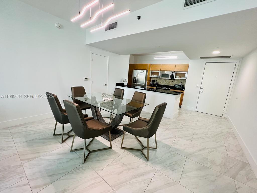 951 W Brickell Ave 607