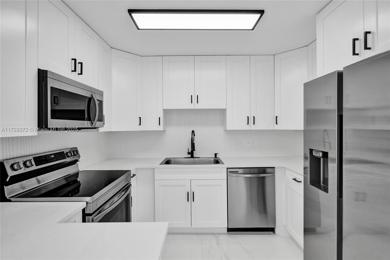 PINE CREST AMENDED PLAT - Residential