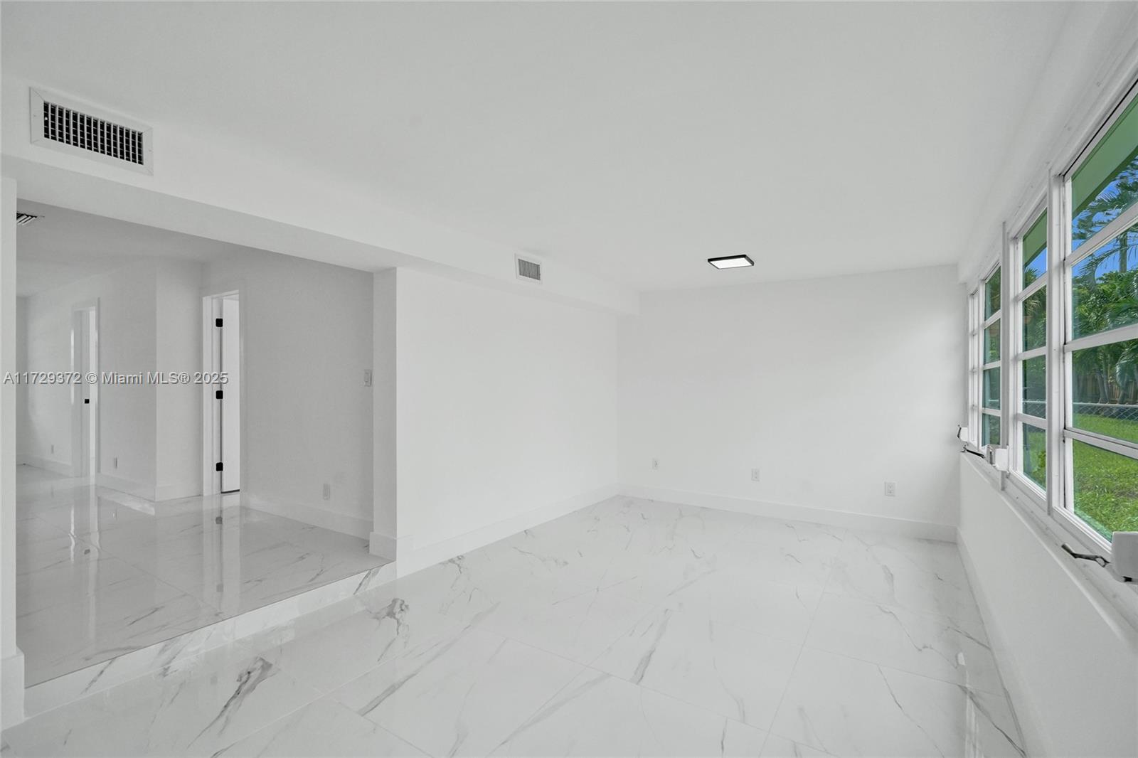 PINE CREST AMENDED PLAT - Residential