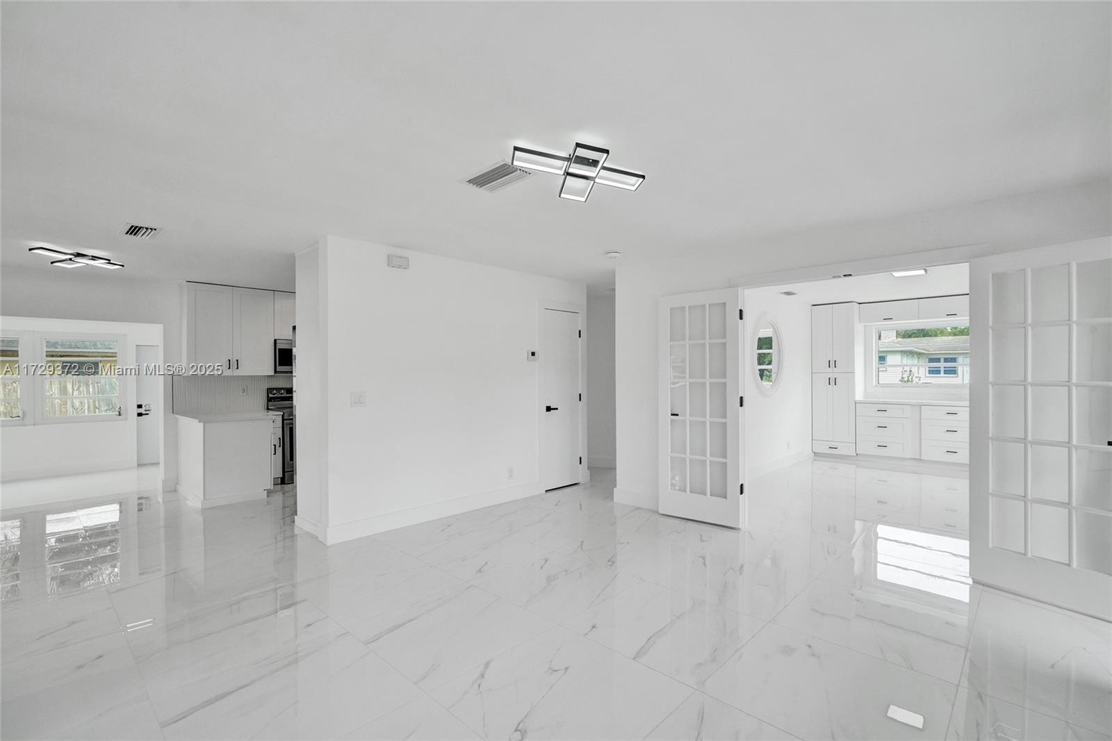 PINE CREST AMENDED PLAT - Residential