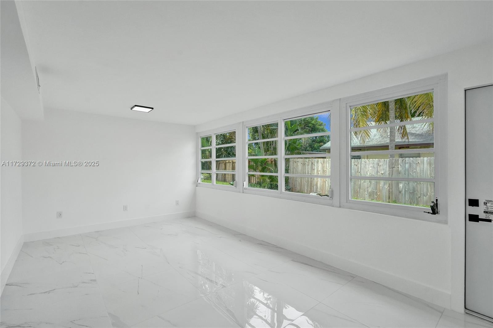 PINE CREST AMENDED PLAT - Residential