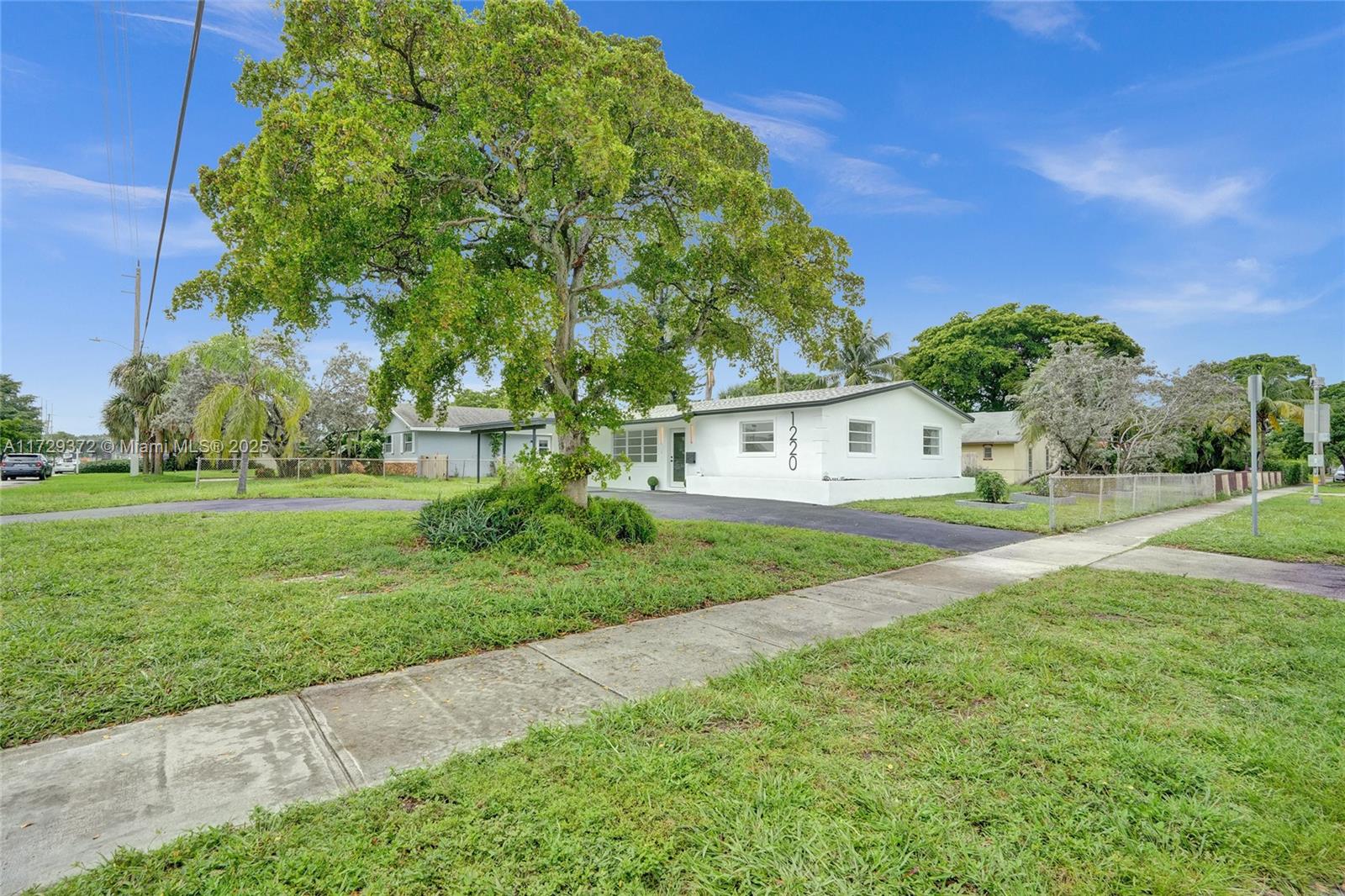 PINE CREST AMENDED PLAT - Residential