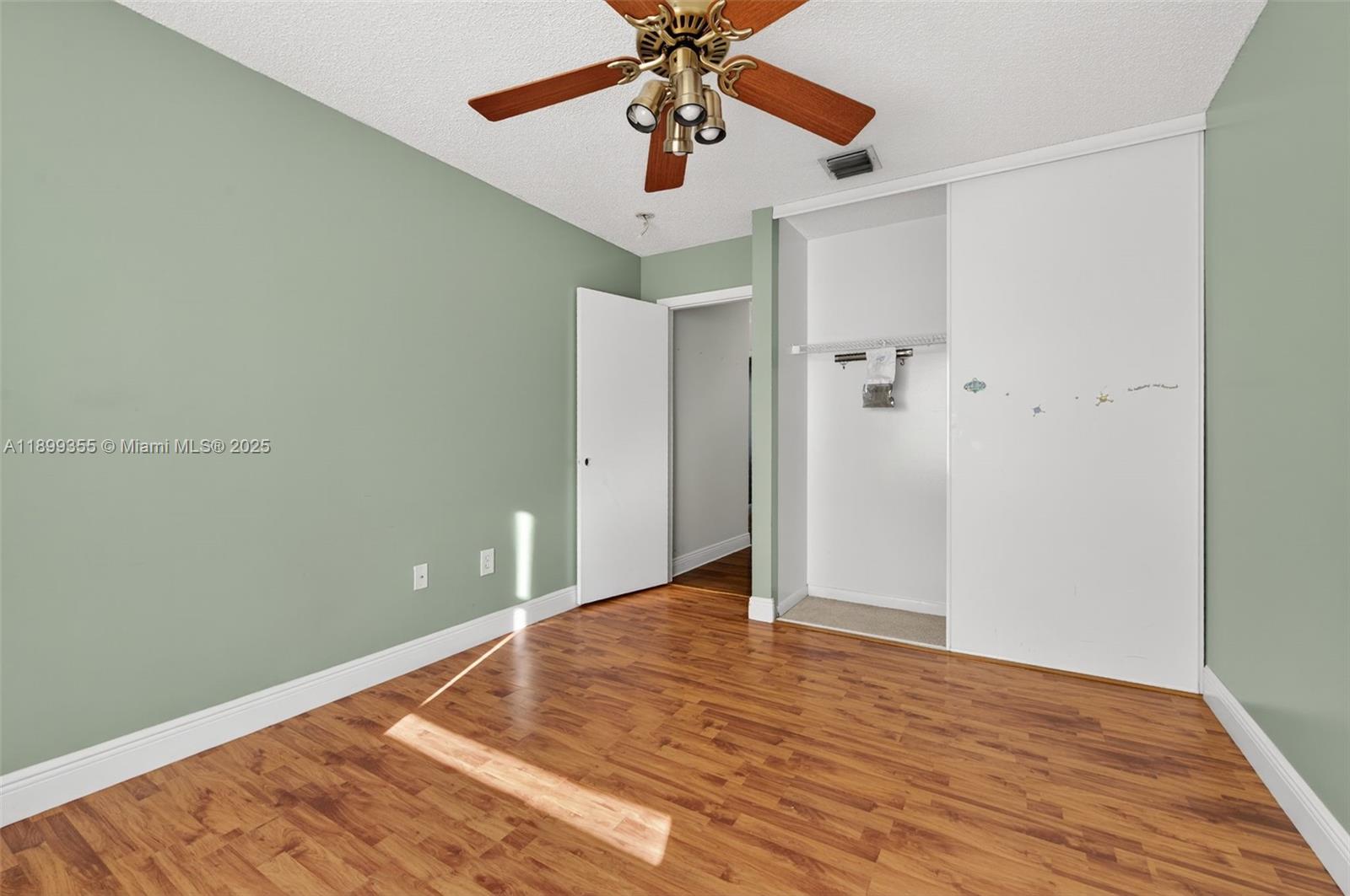 TOWNGATE - Residential