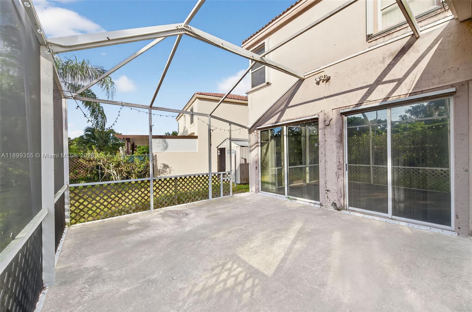 TOWNGATE - Residential