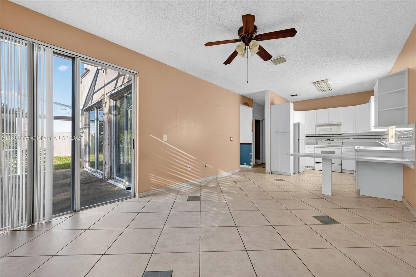 TOWNGATE - Residential