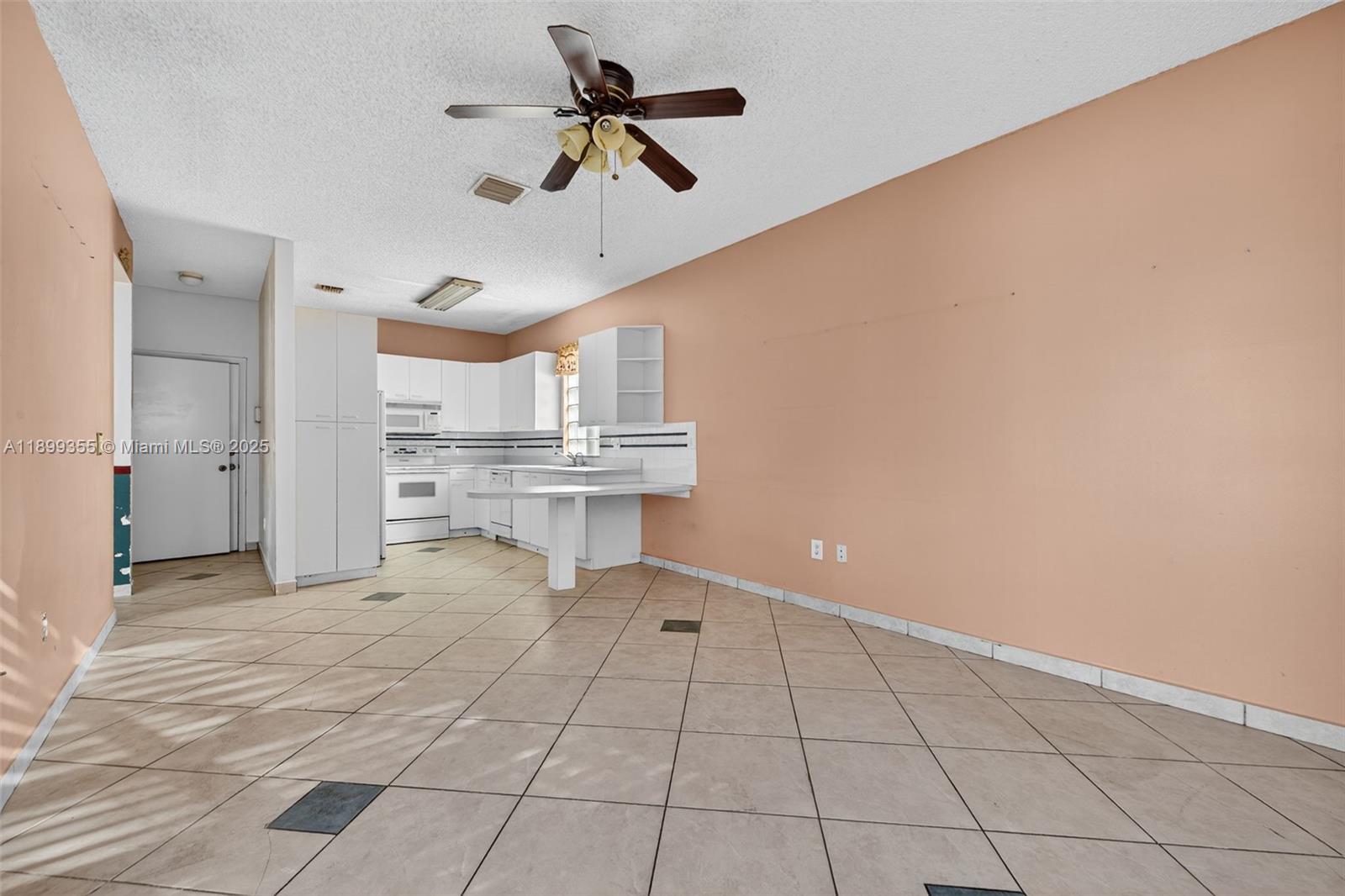 TOWNGATE - Residential