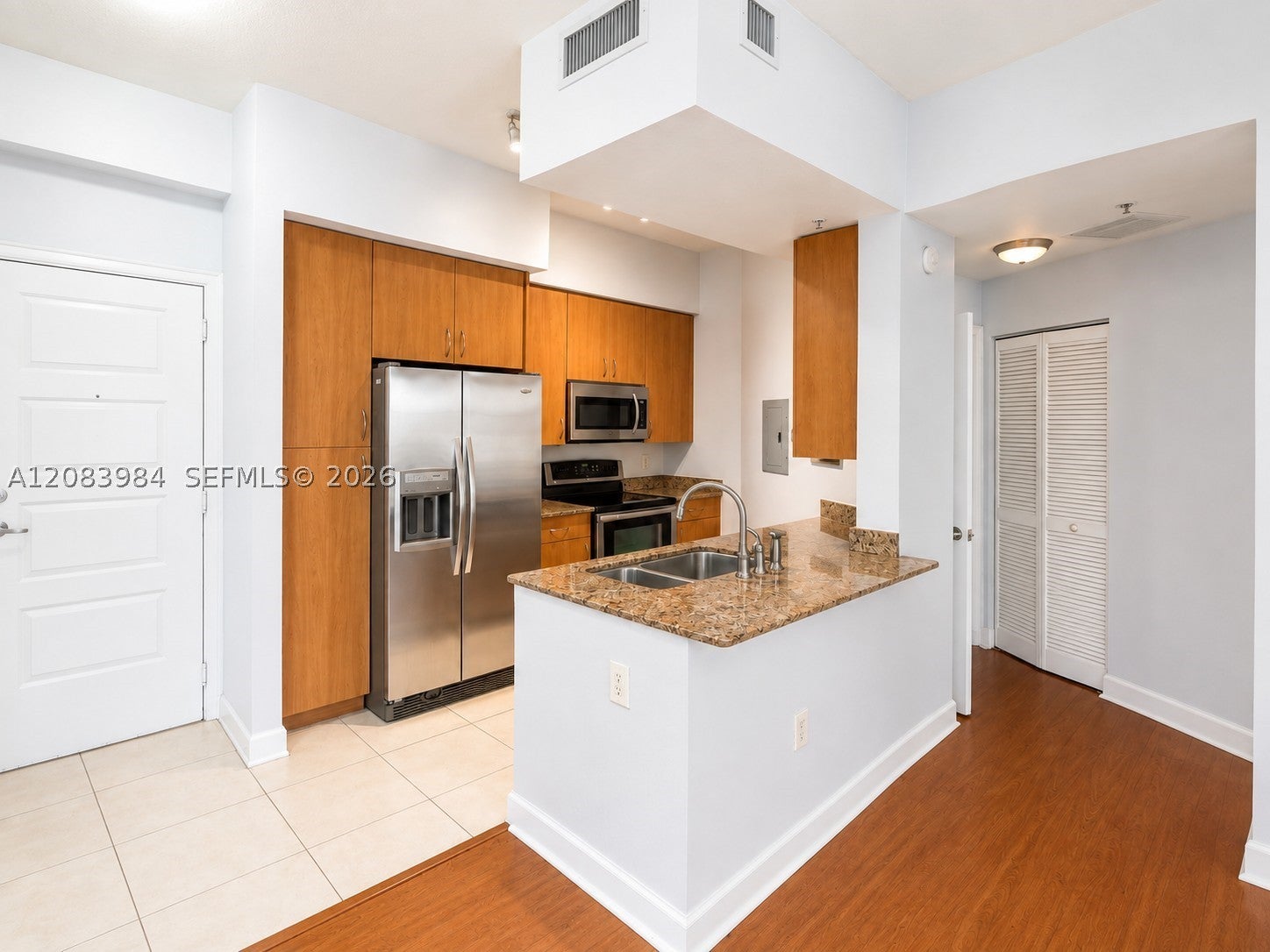 1830 Radius Dr 1102, Hollywood FL 33020
