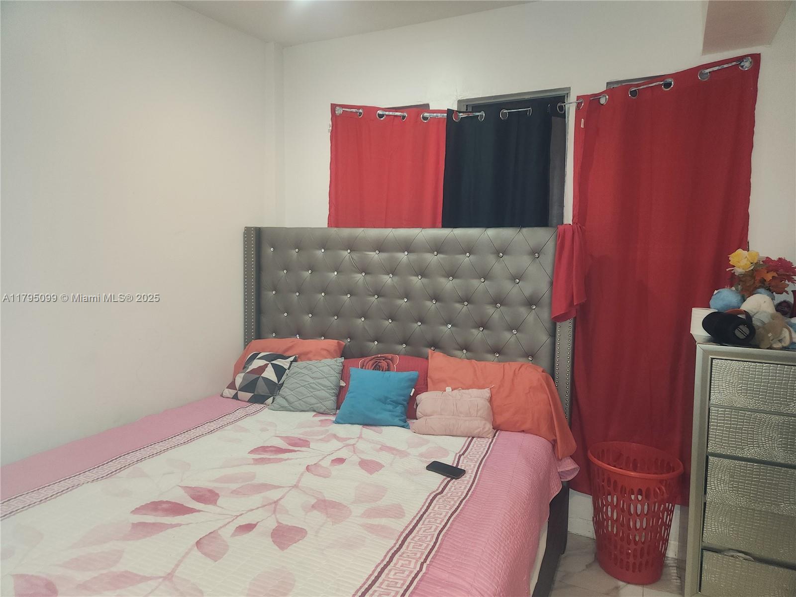 PINEWOOD PARK PL AMD 2ND - Residential