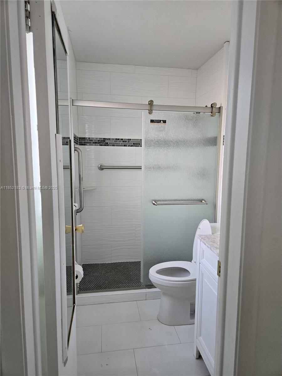 MIRAMAR ISLES SECTION 4 R - Residential Lease