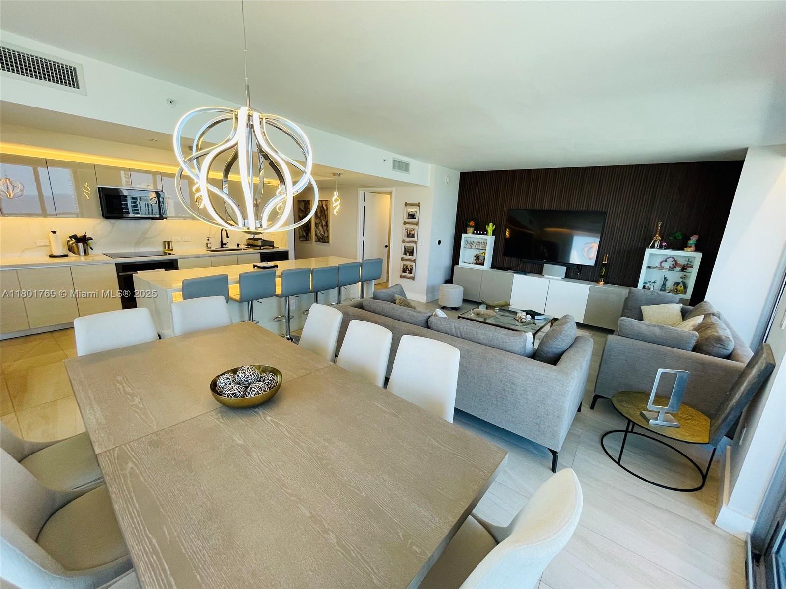 BEACHWALK CONDOMINIUM - Residential