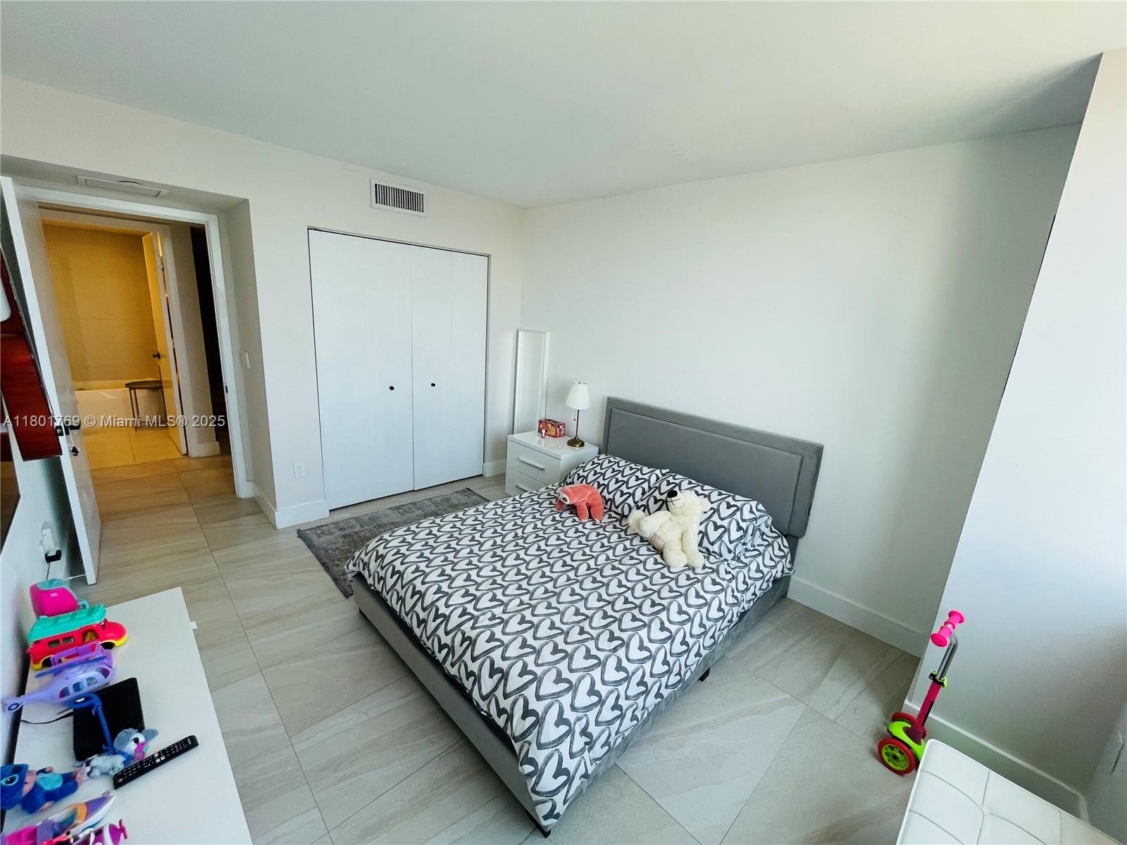 BEACHWALK CONDOMINIUM - Residential