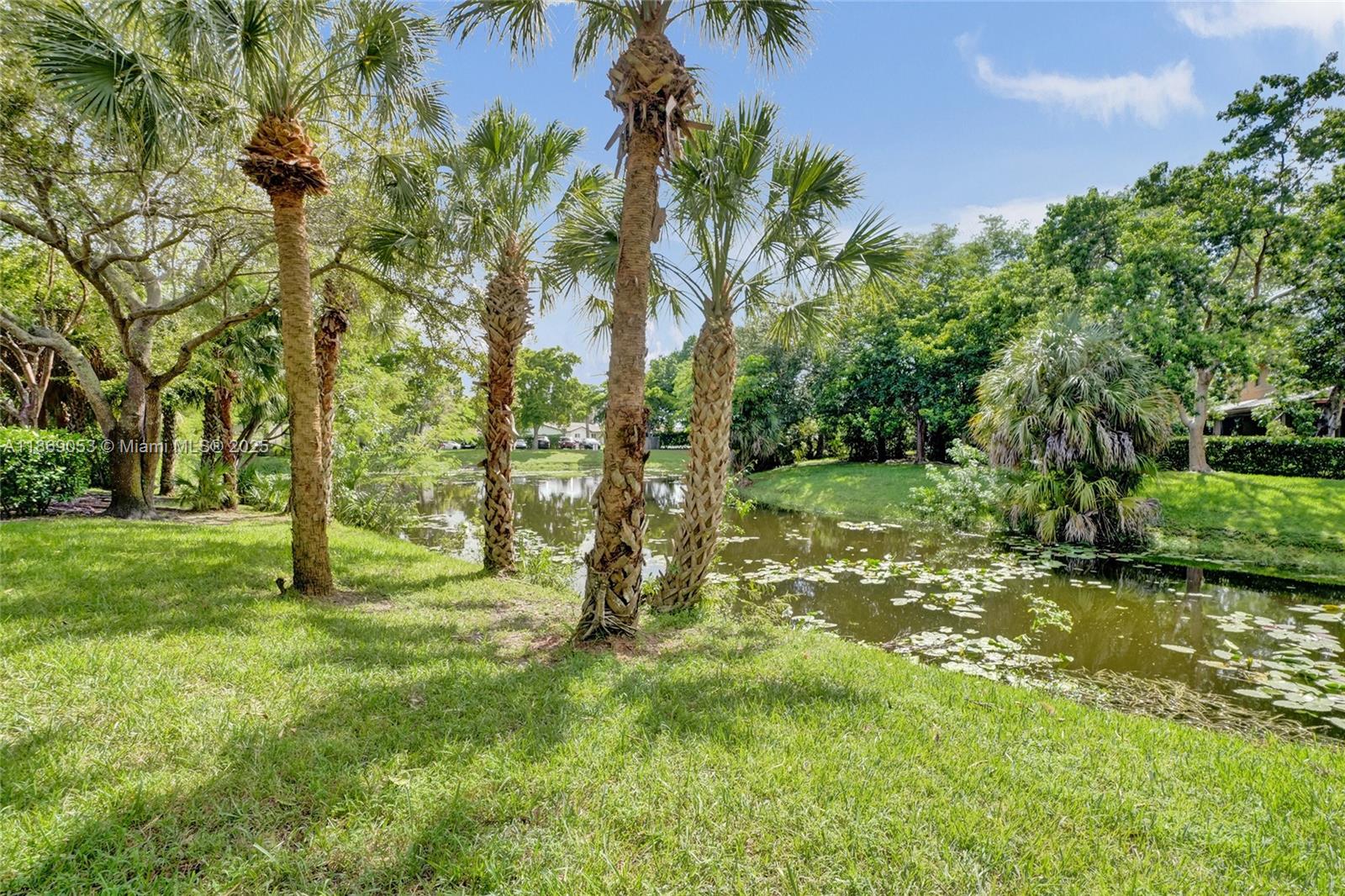 CORAL PARK TOWNHOMES WEST - Residential Lease