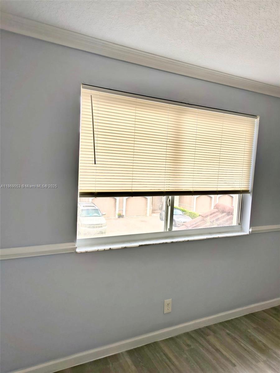 CORAL PARK TOWNHOMES WEST - Residential Lease