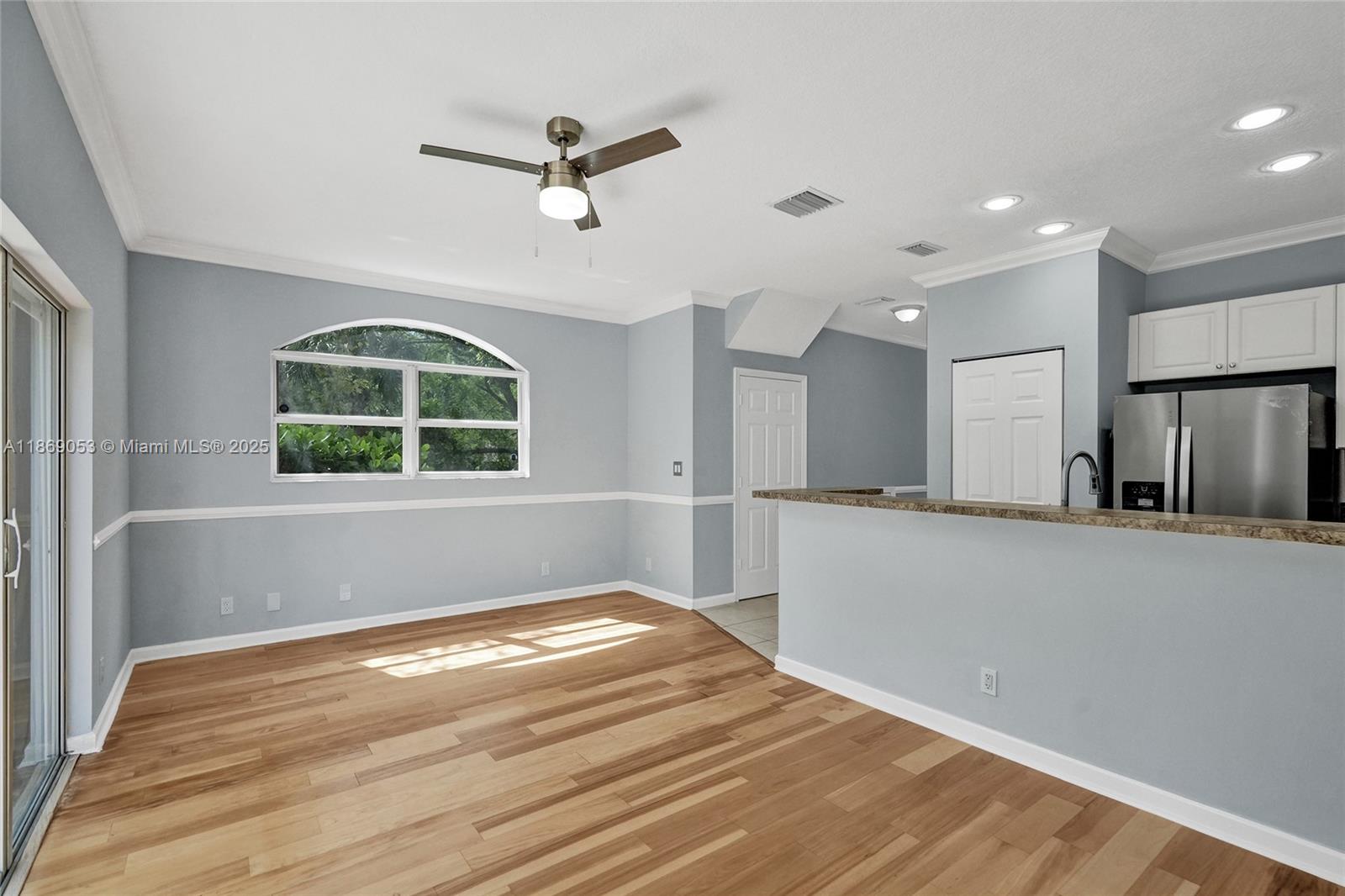 CORAL PARK TOWNHOMES WEST - Residential Lease