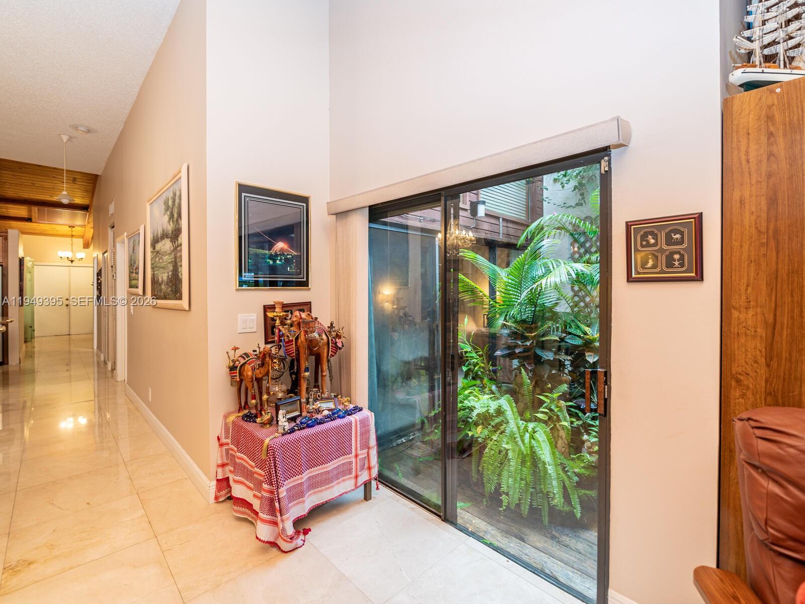 HARBOURWOOD VILLAS - Residential