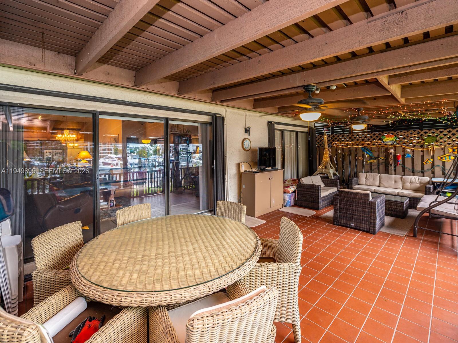 HARBOURWOOD VILLAS - Residential