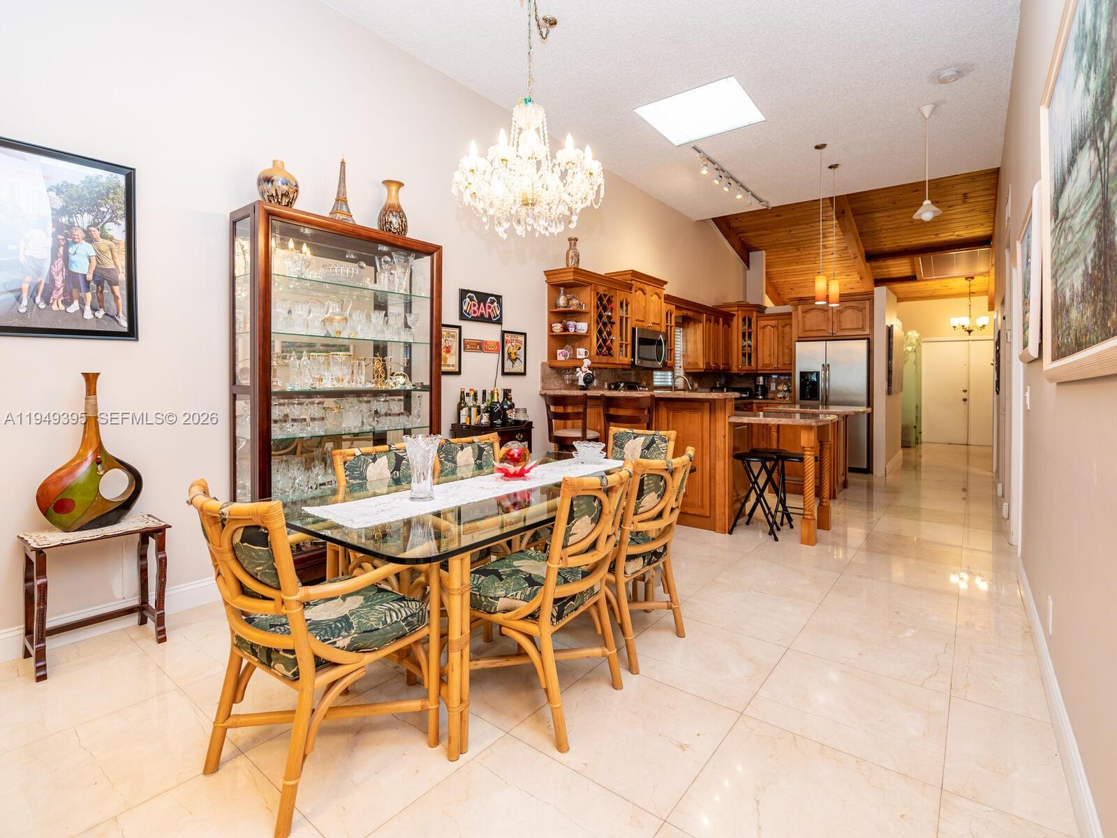 HARBOURWOOD VILLAS - Residential