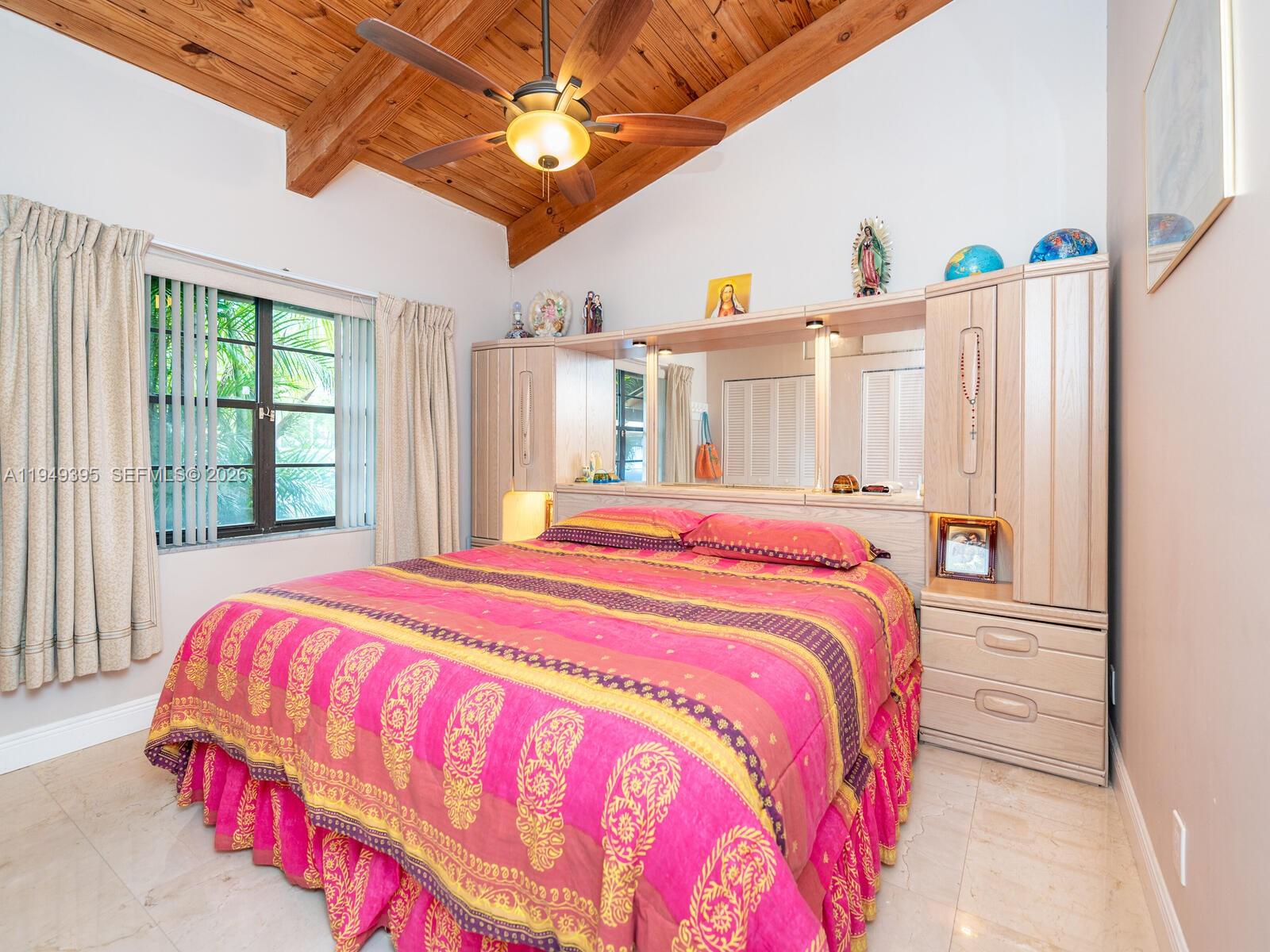 HARBOURWOOD VILLAS - Residential