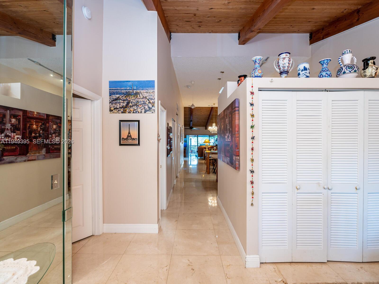 HARBOURWOOD VILLAS - Residential