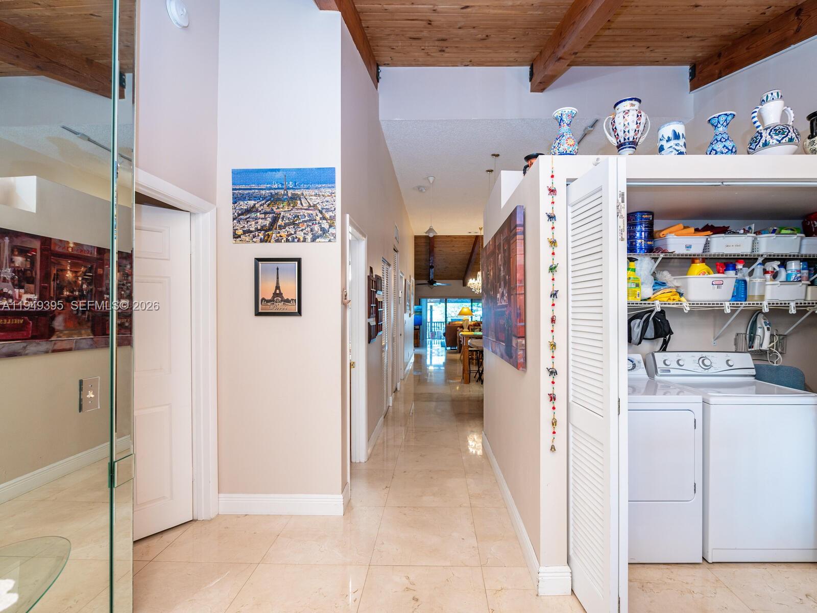 HARBOURWOOD VILLAS - Residential