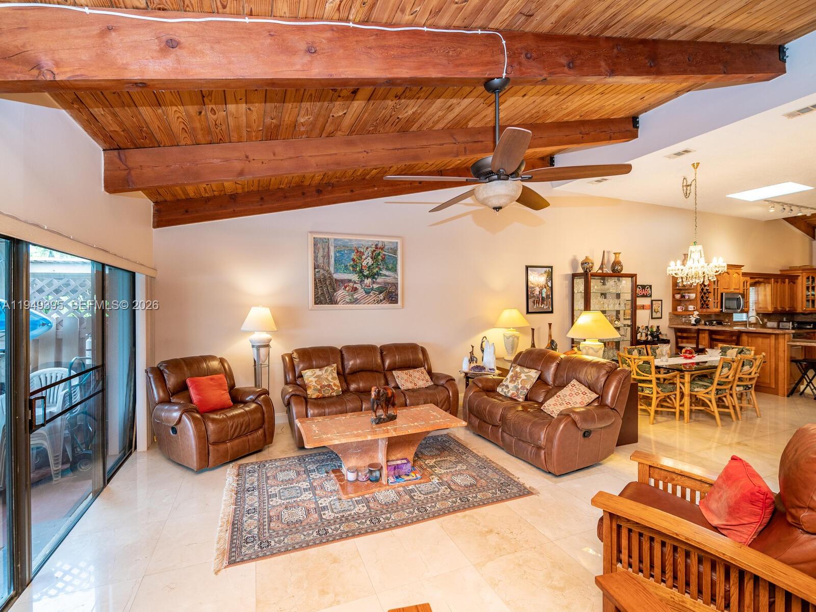 HARBOURWOOD VILLAS - Residential