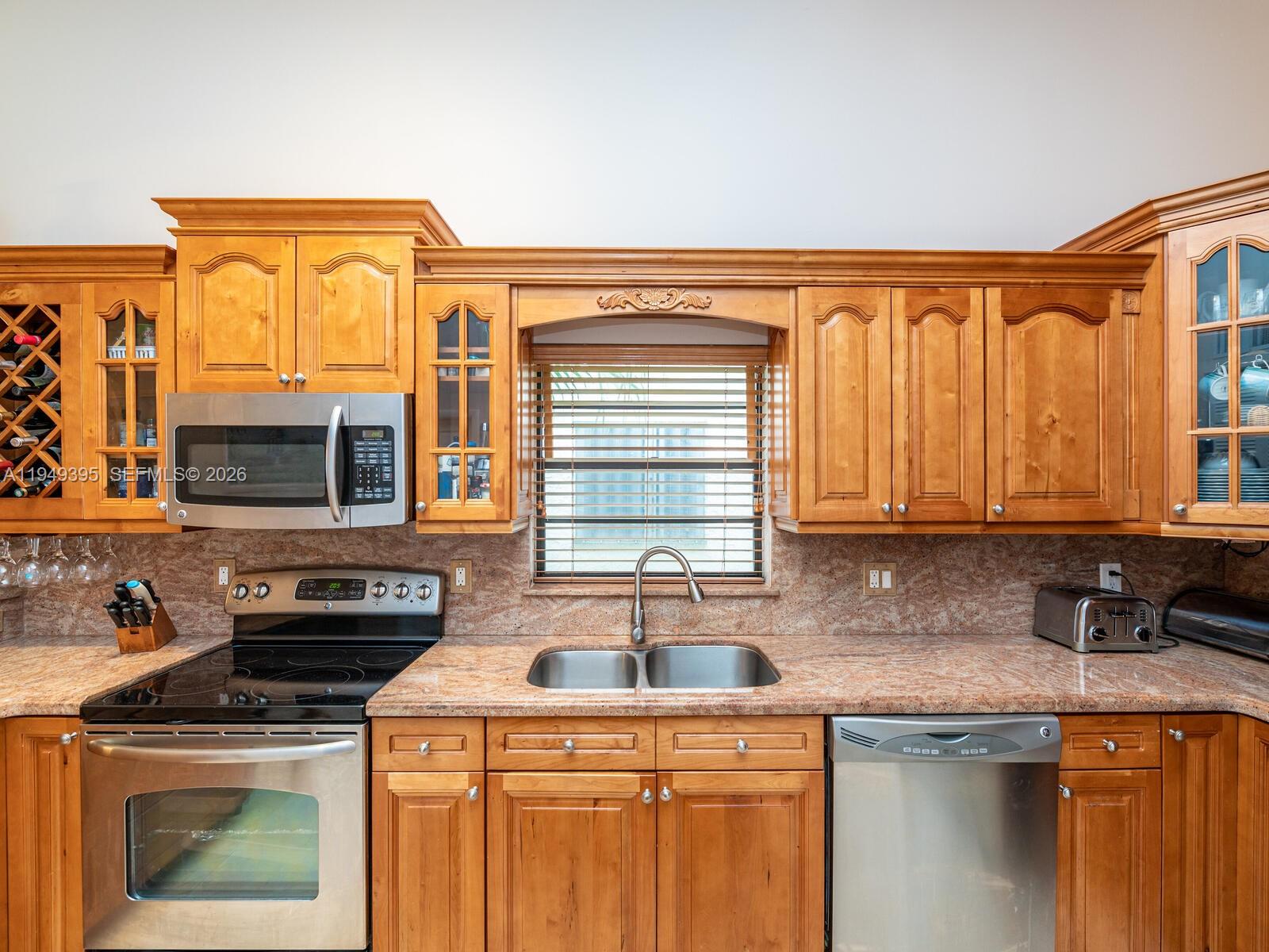 HARBOURWOOD VILLAS - Residential