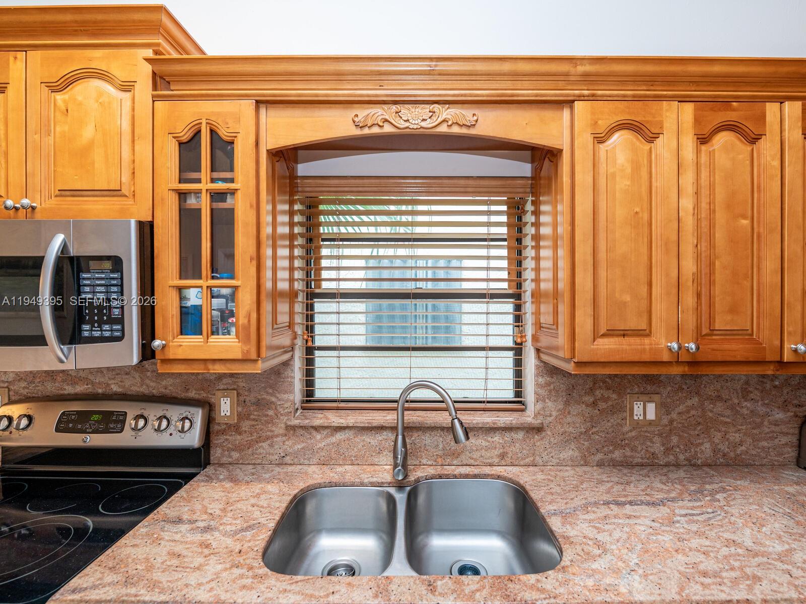 HARBOURWOOD VILLAS - Residential