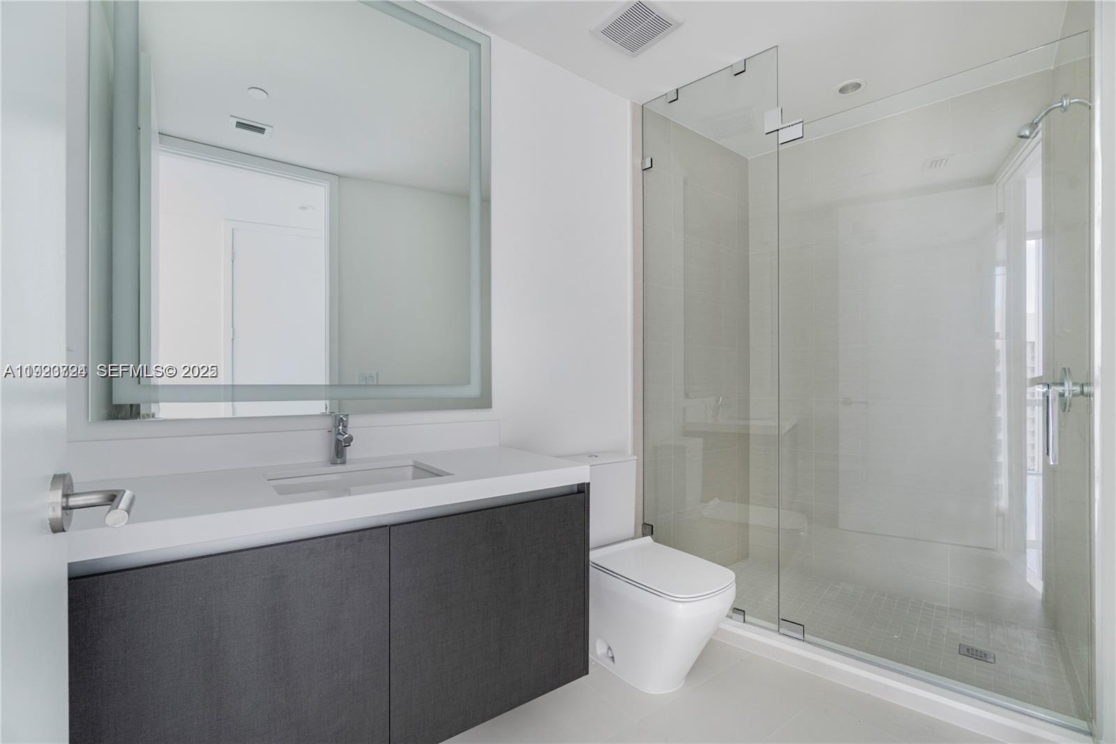 PARAMOUNT MIAMI WORLDCENT - Residential