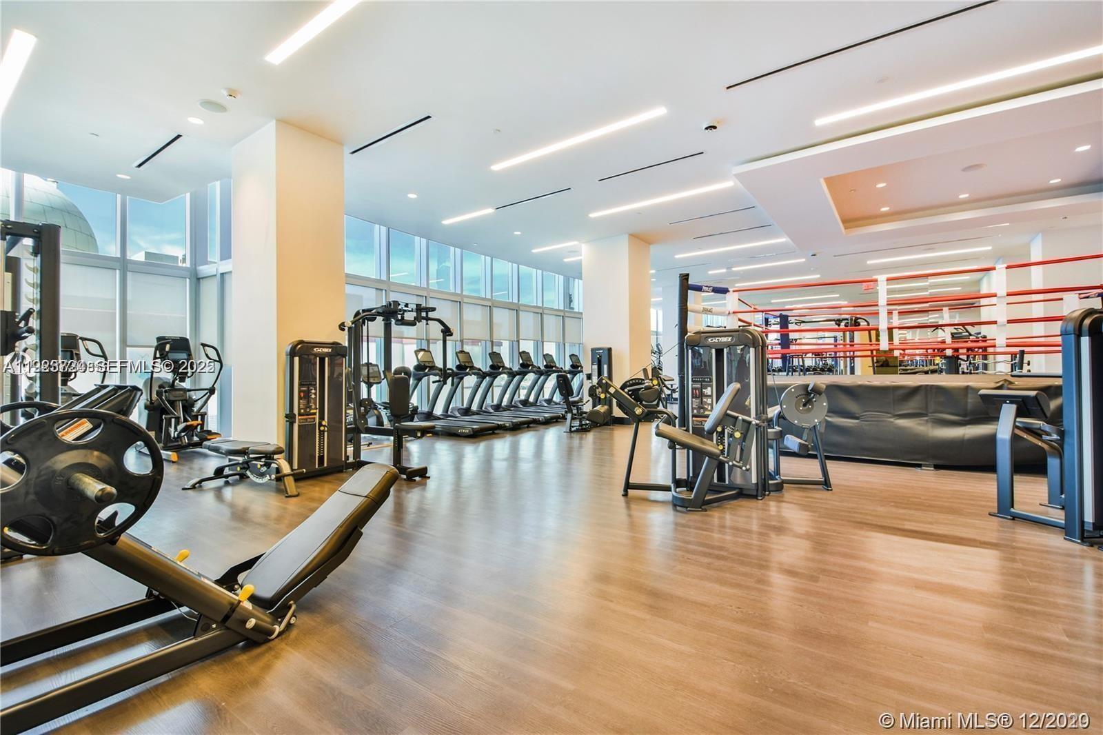 PARAMOUNT MIAMI WORLDCENT - Residential