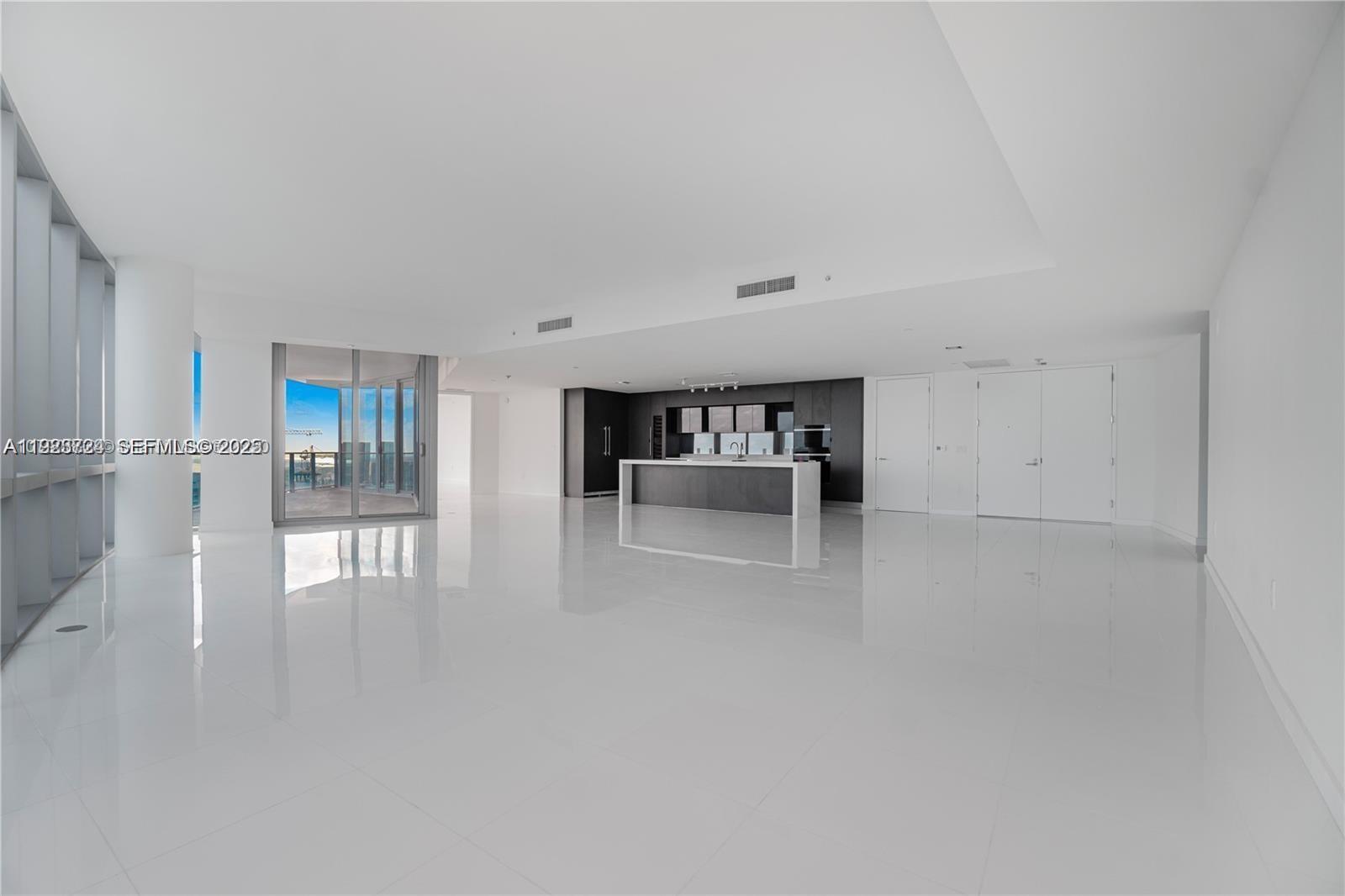 PARAMOUNT MIAMI WORLDCENT - Residential