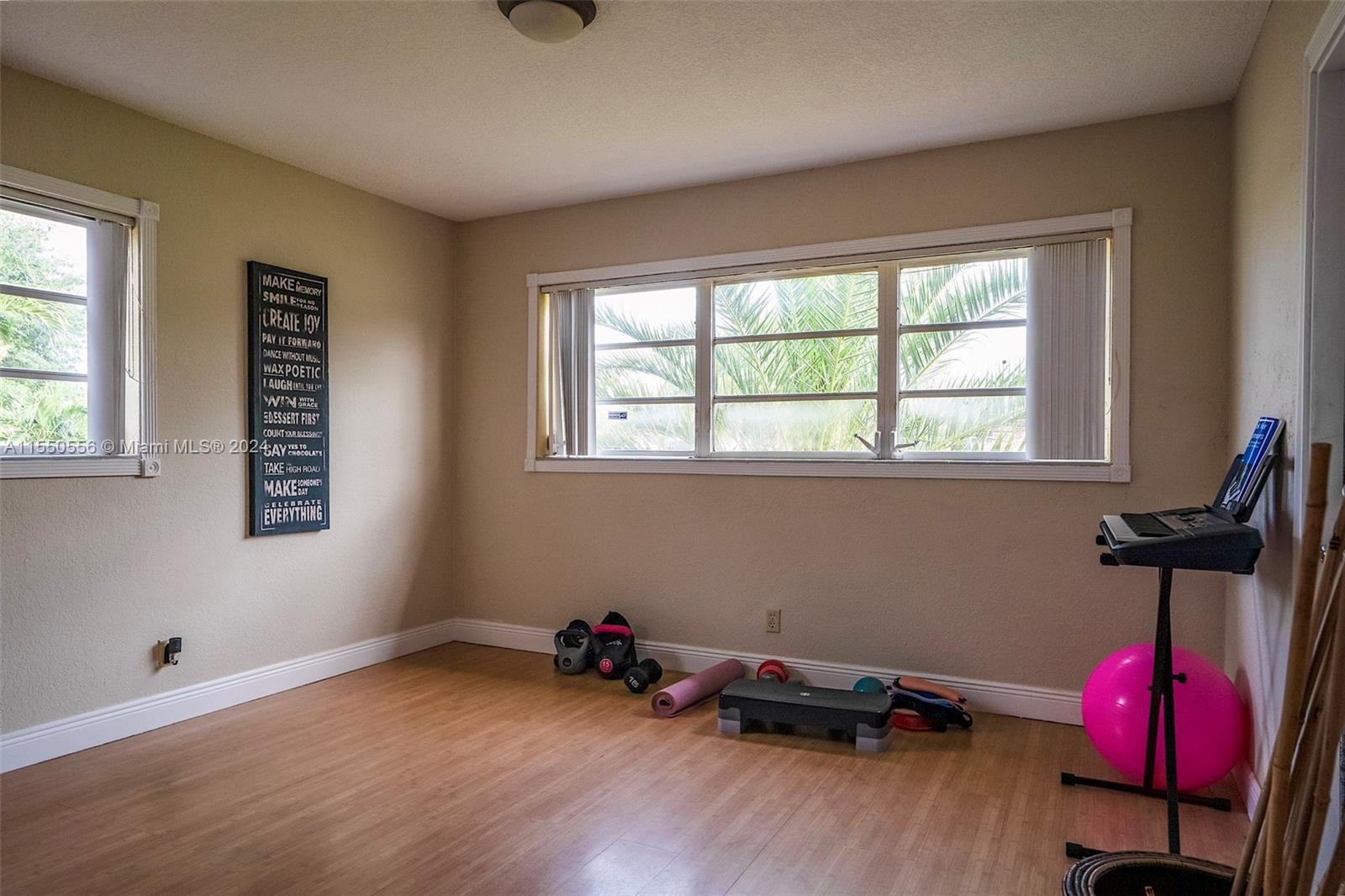 PEMBROKE PINES NO 3 - Residential