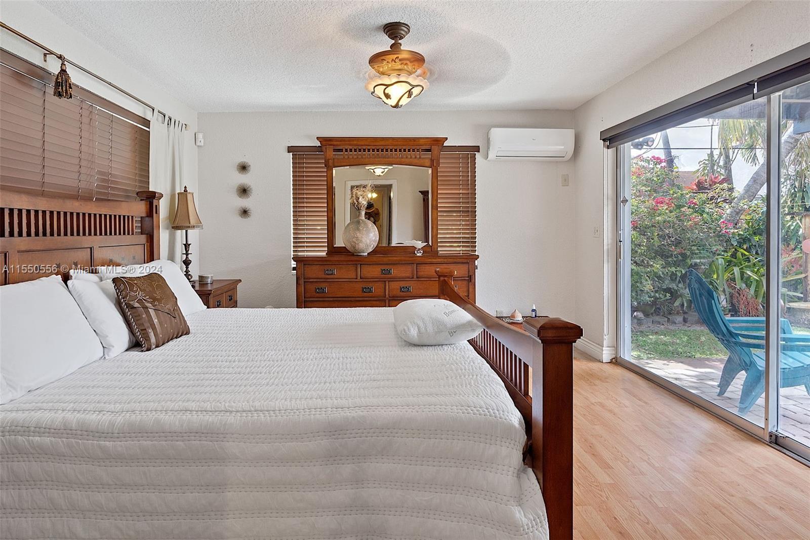 PEMBROKE PINES NO 3 - Residential