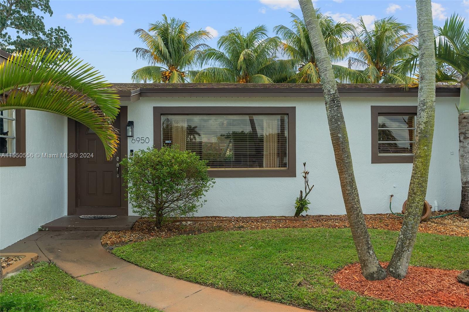 PEMBROKE PINES NO 3 - Residential