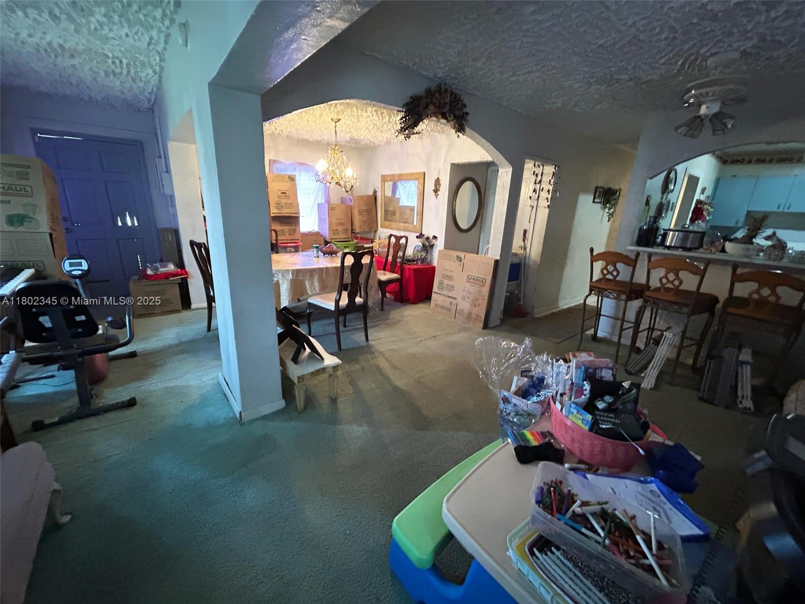 DIXIE HEIGHTS GARDEN - Residential