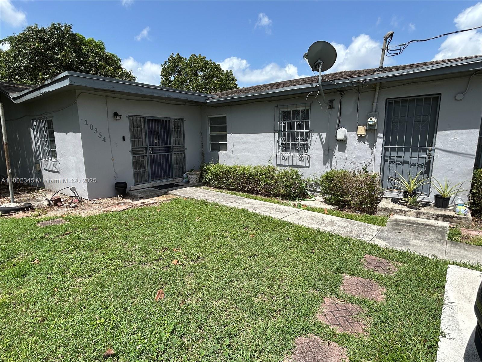 Property for Sale at 10354 Sw 173rd St, Miami, Broward County, Florida - Bedrooms: 4 
Bathrooms: 2  - $575,000