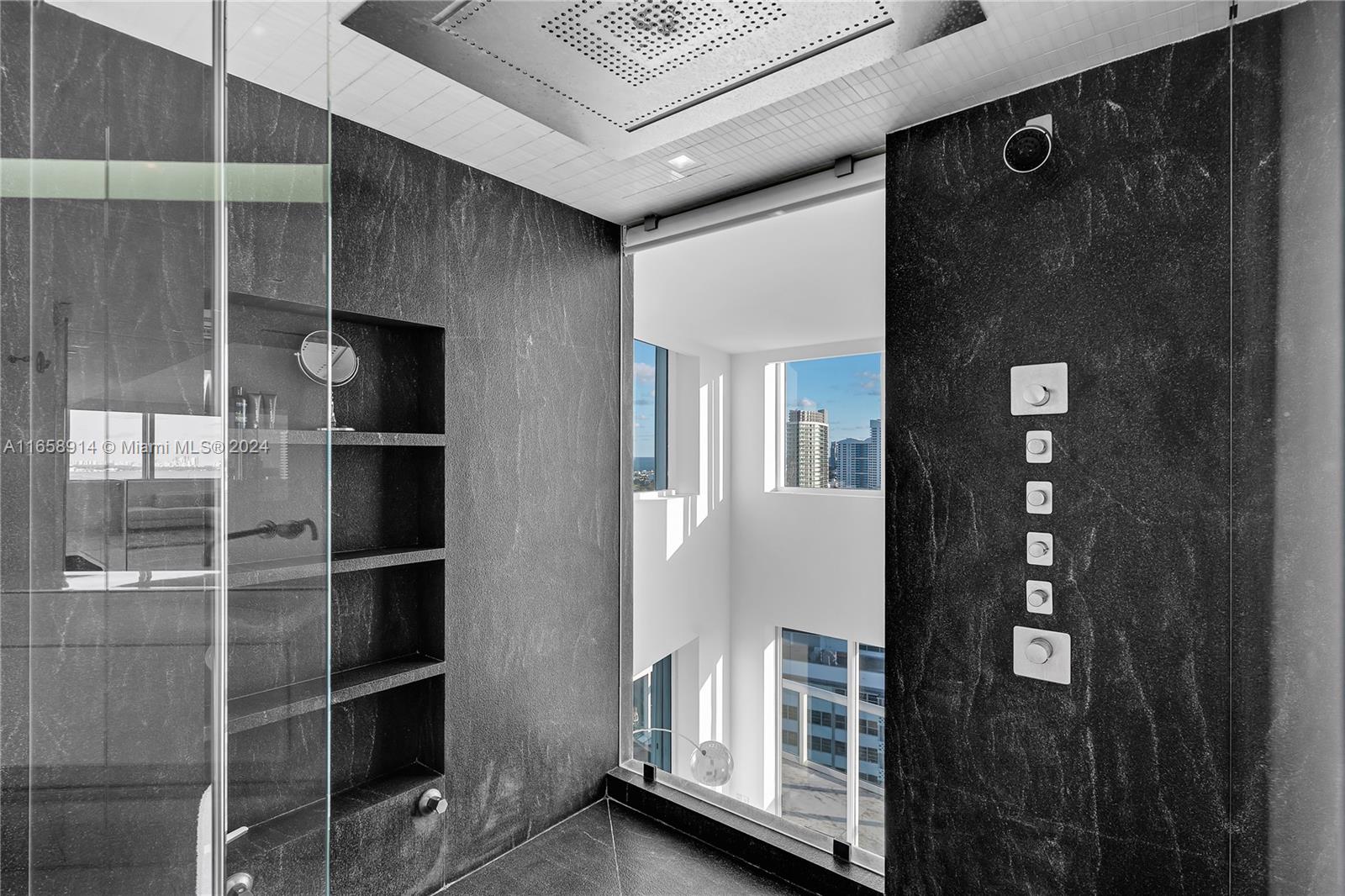 THE GRAND VENETIAN CONDO - Residential