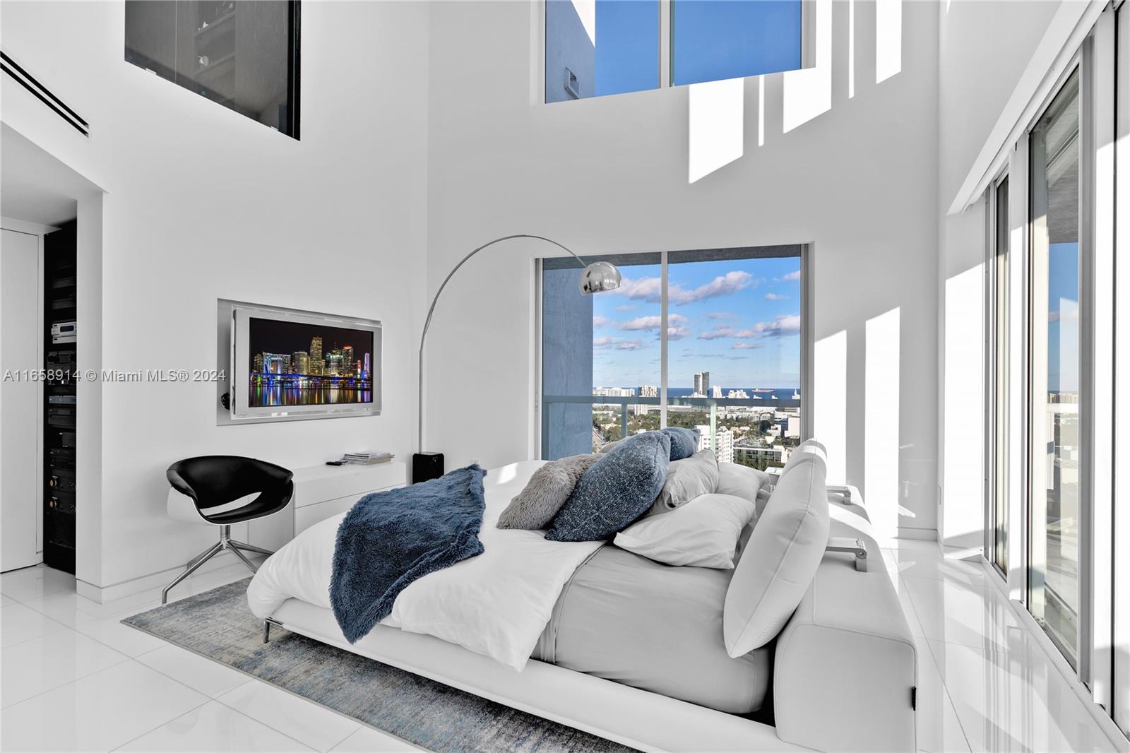 THE GRAND VENETIAN CONDO - Residential