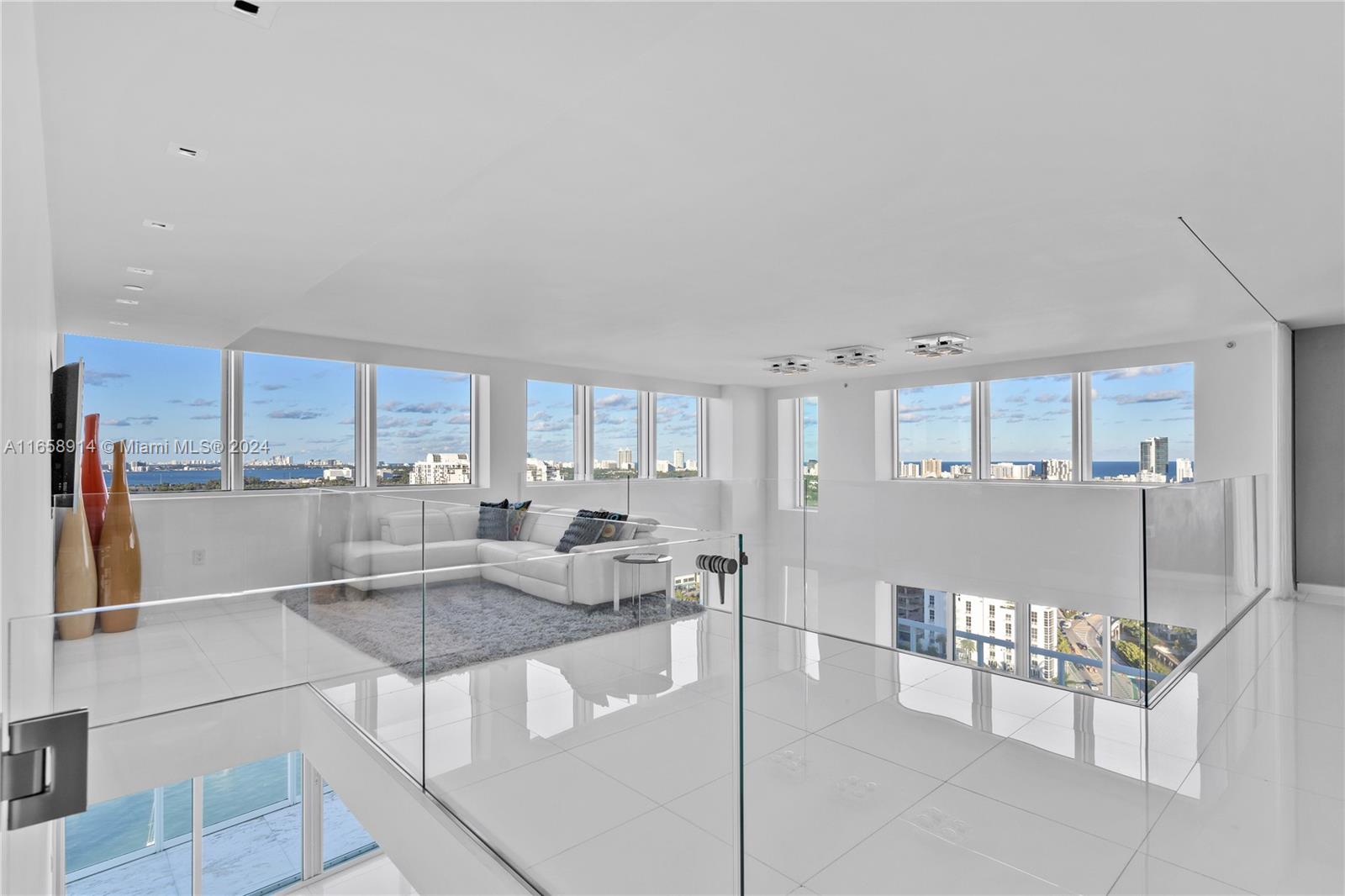 THE GRAND VENETIAN CONDO - Residential