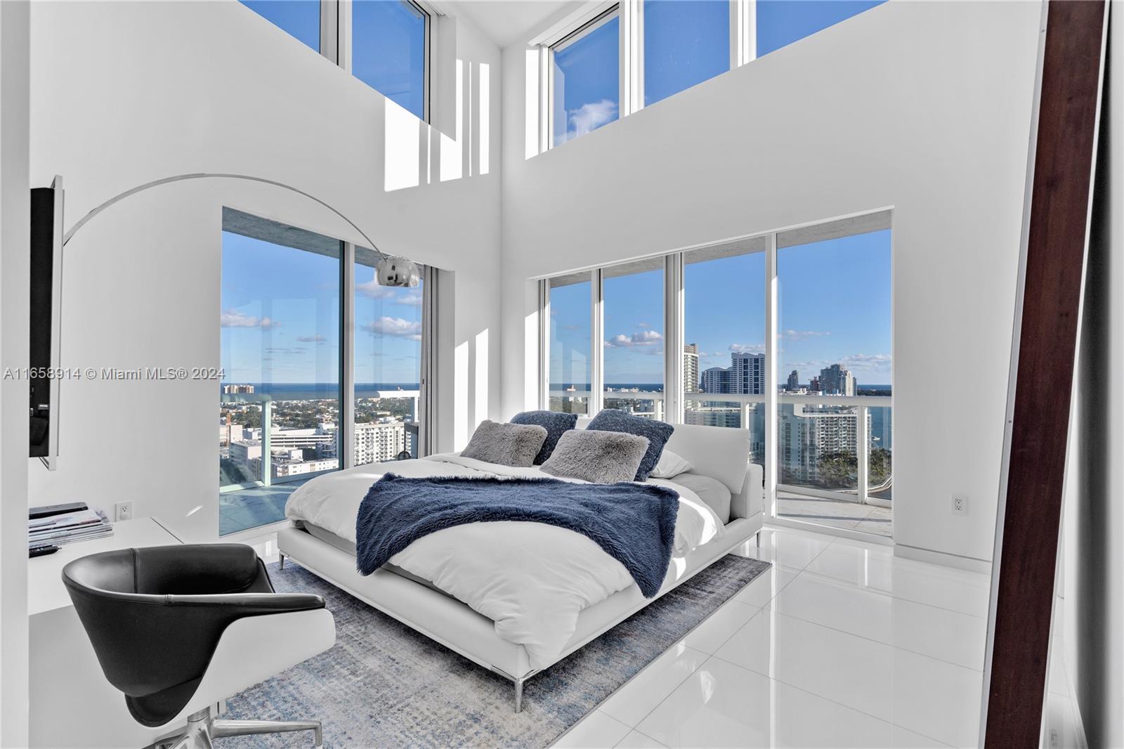 THE GRAND VENETIAN CONDO - Residential