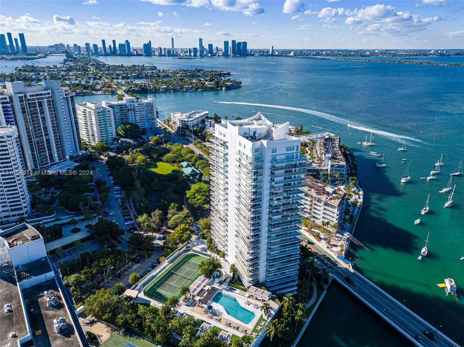 THE GRAND VENETIAN CONDO - Residential