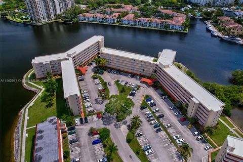 A home in Aventura