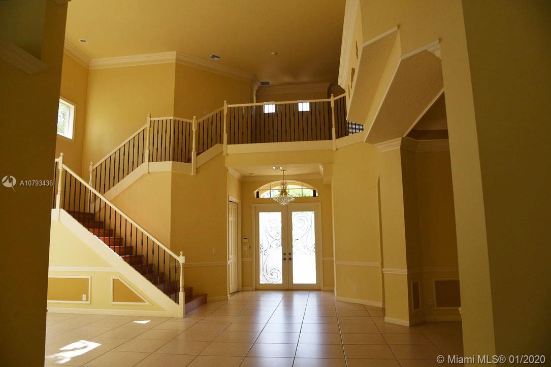 MIRASOL PAR 23 - Residential Lease