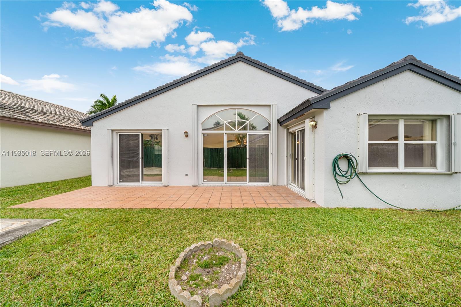 LAGO MAR SOUTH - Residential