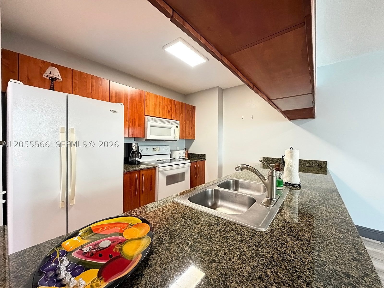 1200 Brickell Bay Dr 3106
