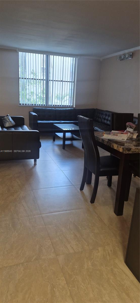 PROMENADE AT KENDALE LAKE - Residential Lease