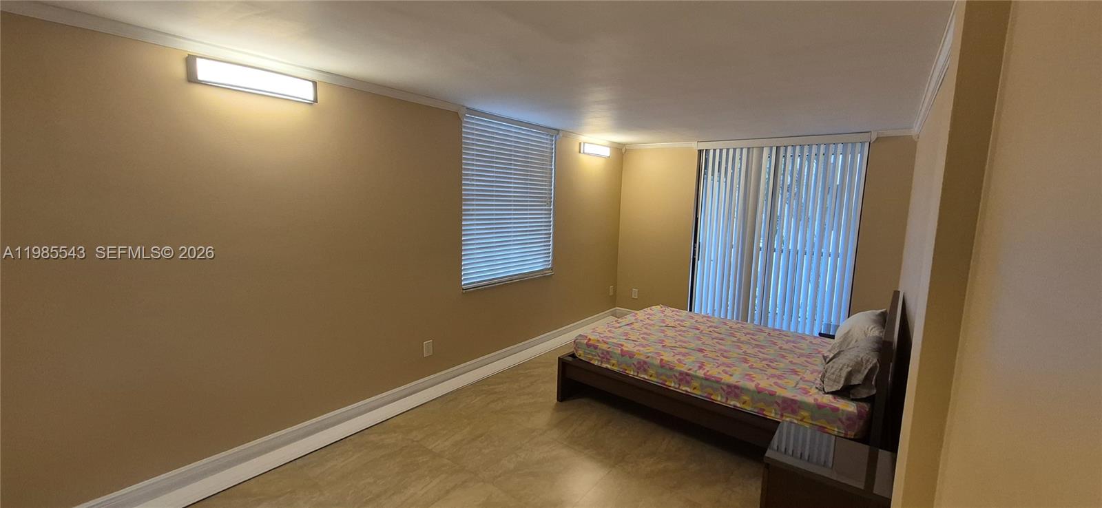 PROMENADE AT KENDALE LAKE - Residential Lease