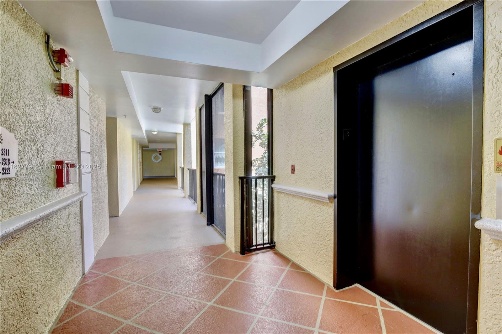 PORTO BELLAGIO CONDO - Residential