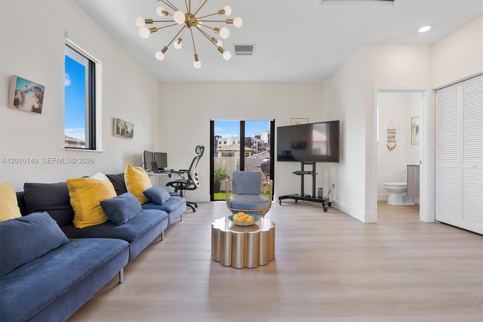DOWNTOWN DORAL SOUTH PHASE - Residential